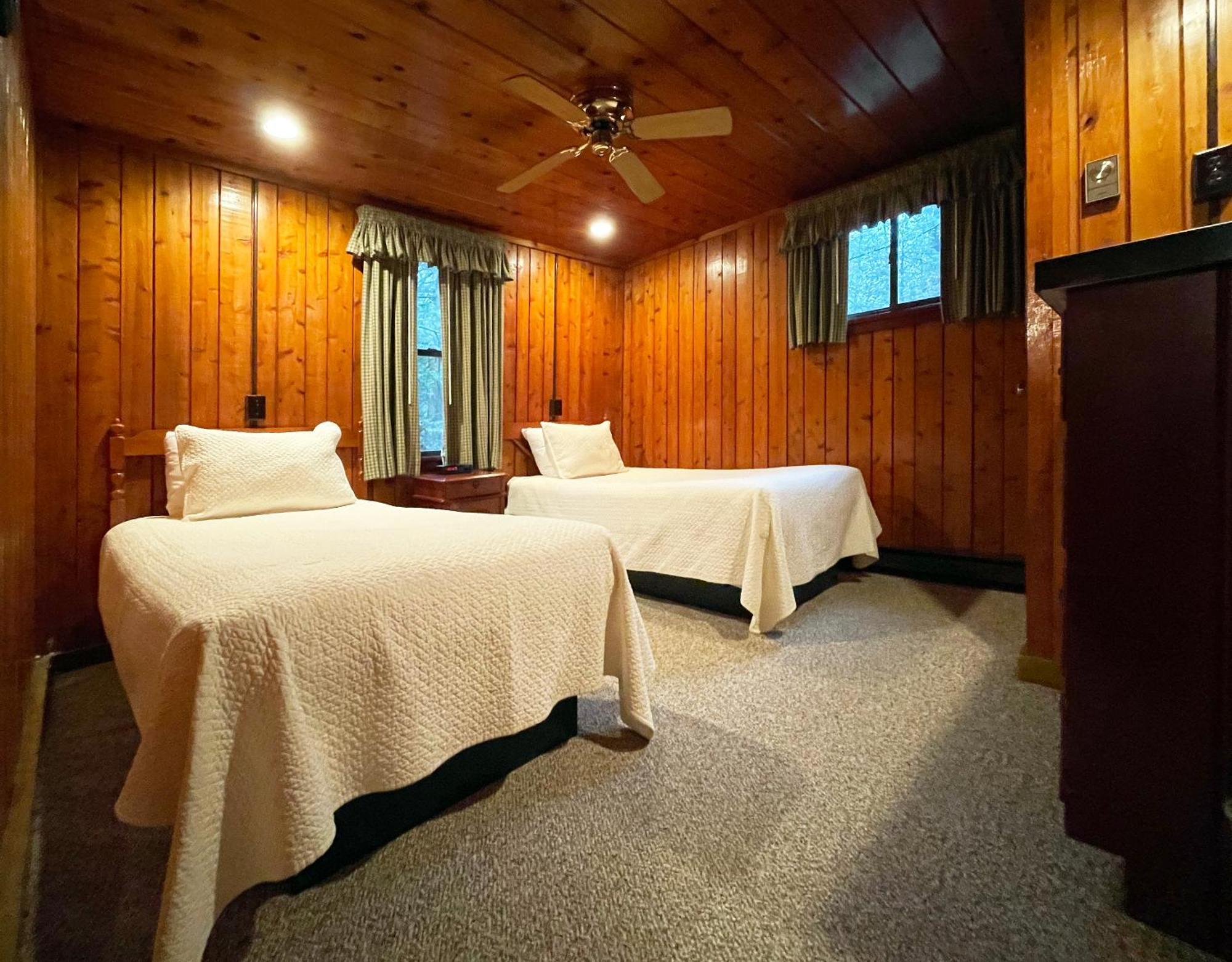 Mountain Springs Lake Resort سترودسبورغ الغرفة الصورة